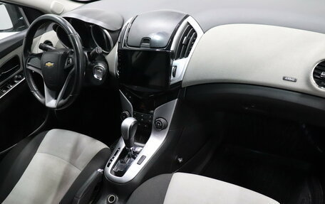 Chevrolet Cruze II, 2013 год, 591 000 рублей, 5 фотография