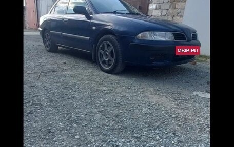 Mitsubishi Carisma I, 2000 год, 250 000 рублей, 5 фотография