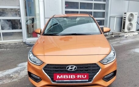 Hyundai Solaris II рестайлинг, 2018 год, 1 379 000 рублей, 2 фотография