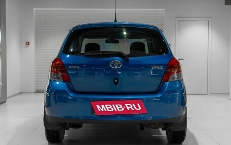 Toyota Yaris III рестайлинг, 2009 год, 575 000 рублей, 6 фотография