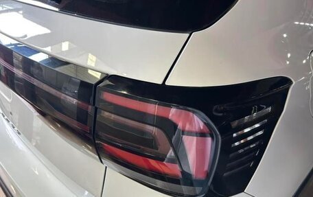 Volkswagen T-Cross I, 2023 год, 1 300 000 рублей, 2 фотография