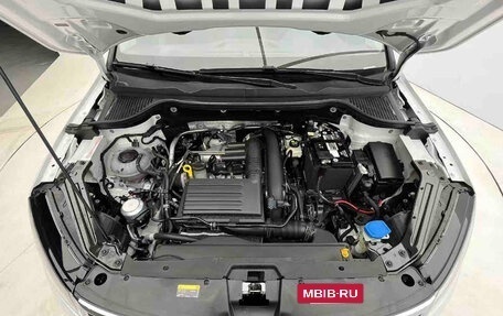 Skoda Karoq I, 2023 год, 2 350 000 рублей, 8 фотография