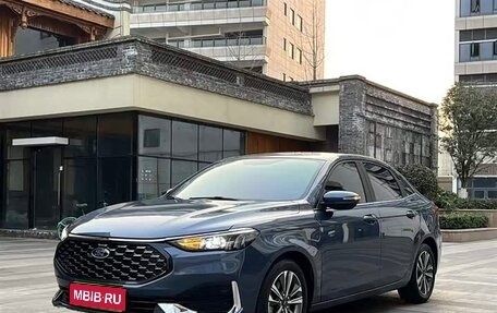 Ford Escort, 2023 год, 1 300 000 рублей, 1 фотография