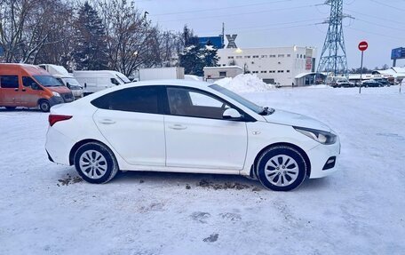 Hyundai Solaris II рестайлинг, 2017 год, 783 000 рублей, 5 фотография