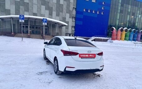 Hyundai Solaris II рестайлинг, 2017 год, 783 000 рублей, 4 фотография