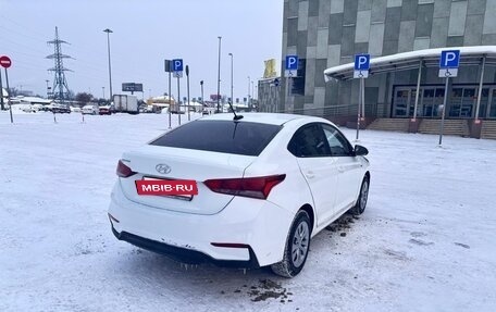Hyundai Solaris II рестайлинг, 2017 год, 783 000 рублей, 3 фотография
