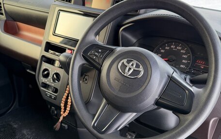 Toyota Roomy I, 2018 год, 1 030 000 рублей, 15 фотография