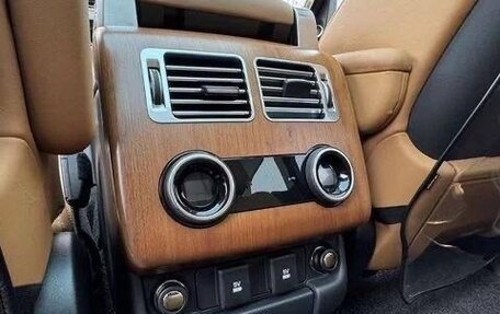 Land Rover Range Rover IV рестайлинг, 2019 год, 9 700 000 рублей, 11 фотография