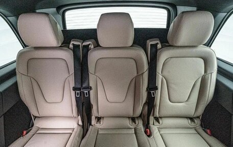 Mercedes-Benz V-Класс, 2023 год, 11 500 000 рублей, 15 фотография