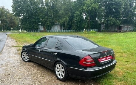 Mercedes-Benz E-Класс, 2003 год, 900 000 рублей, 8 фотография