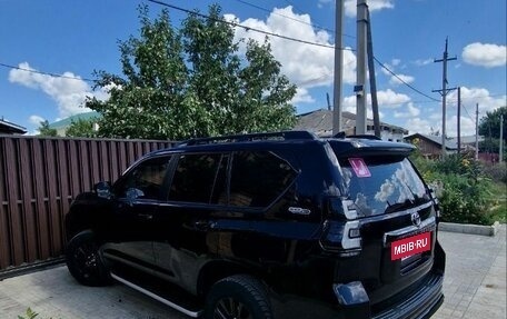 Toyota Land Cruiser Prado 150 рестайлинг 2, 2021 год, 8 500 000 рублей, 6 фотография