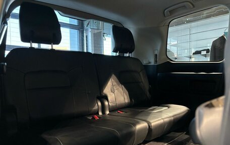 Toyota Land Cruiser 200, 2011 год, 3 700 000 рублей, 15 фотография