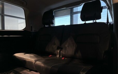 Toyota Land Cruiser 200, 2011 год, 3 700 000 рублей, 18 фотография