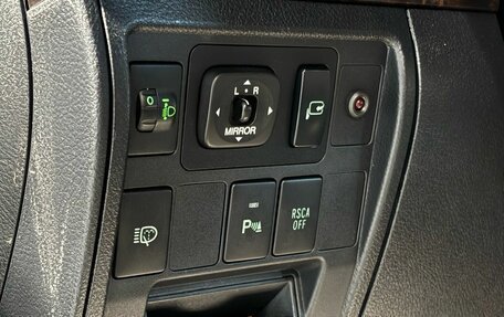 Toyota Land Cruiser 200, 2011 год, 3 700 000 рублей, 24 фотография