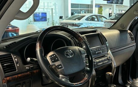 Toyota Land Cruiser 200, 2011 год, 3 700 000 рублей, 23 фотография