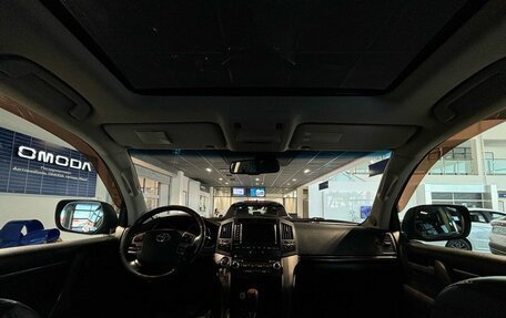 Toyota Land Cruiser 200, 2011 год, 3 700 000 рублей, 37 фотография