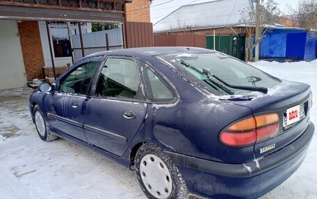 Renault Laguna II, 2000 год, 310 000 рублей, 4 фотография