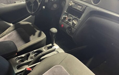 Mitsubishi Outlander III рестайлинг 3, 2003 год, 390 000 рублей, 7 фотография