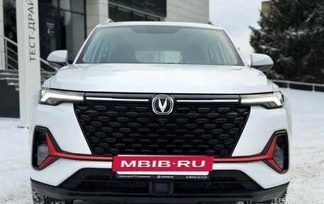 Changan CS35 Plus, 2024 год, 2 709 900 рублей, 2 фотография