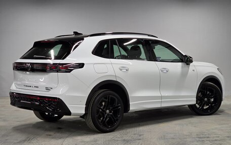 Volkswagen Tiguan, 2025 год, 4 785 000 рублей, 17 фотография