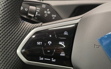 Volkswagen Tiguan, 2025 год, 4 785 000 рублей, 21 фотография