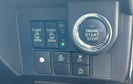 Toyota Tank I, 2018 год, 1 043 000 рублей, 21 фотография