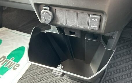 Toyota Tank I, 2018 год, 1 043 000 рублей, 32 фотография