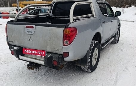 Mitsubishi L200 IV рестайлинг, 2012 год, 1 500 000 рублей, 3 фотография
