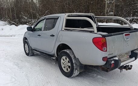 Mitsubishi L200 IV рестайлинг, 2012 год, 1 500 000 рублей, 4 фотография