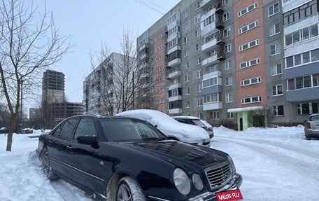 Mercedes-Benz E-Класс, 1997 год, 360 000 рублей, 3 фотография
