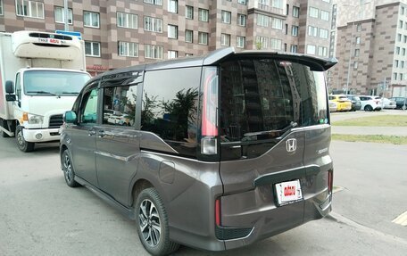 Honda Stepwgn IV, 2020 год, 2 250 000 рублей, 3 фотография