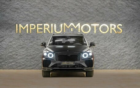 Bentley Bentayga I, 2025 год, 39 990 000 рублей, 2 фотография