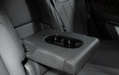 Bentley Bentayga I, 2025 год, 39 990 000 рублей, 23 фотография