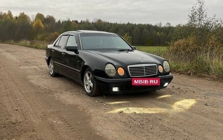 Mercedes-Benz E-Класс, 1995 год, 340 000 рублей, 4 фотография