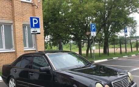 Mercedes-Benz E-Класс, 1995 год, 340 000 рублей, 6 фотография