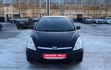 Toyota Wish II, 2003 год, 637 000 рублей, 9 фотография