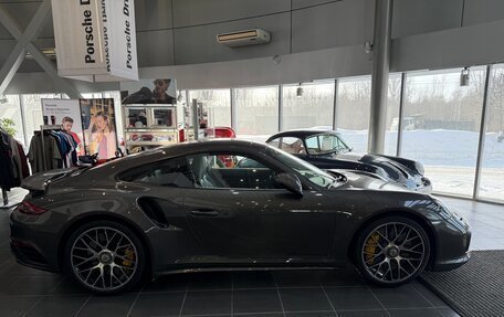 Porsche 911, 2018 год, 16 985 000 рублей, 6 фотография