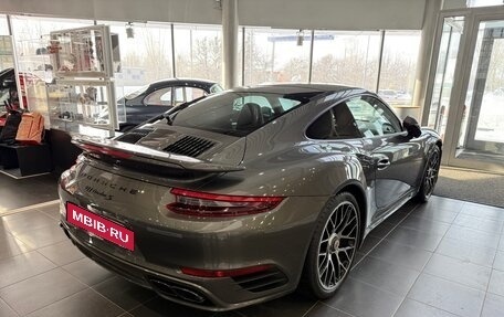 Porsche 911, 2018 год, 16 985 000 рублей, 2 фотография