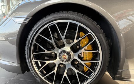 Porsche 911, 2018 год, 16 985 000 рублей, 9 фотография