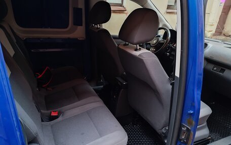 Volkswagen Caddy III рестайлинг, 2006 год, 650 000 рублей, 11 фотография