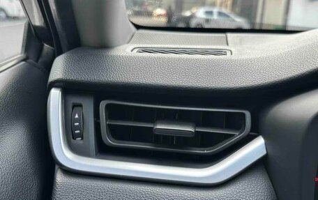 Toyota RAV4, 2023 год, 15 фотография