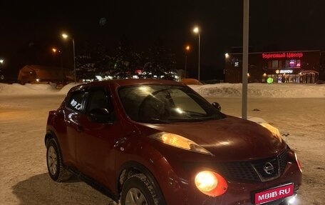 Nissan Juke II, 2013 год, 900 000 рублей, 1 фотография