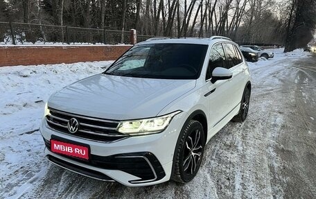 Volkswagen Tiguan II, 2021 год, 4 200 000 рублей, 1 фотография