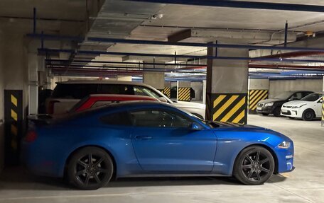 Ford Mustang VI рестайлинг, 2018 год, 2 900 000 рублей, 1 фотография