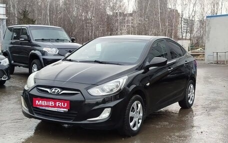 Hyundai Solaris II рестайлинг, 2011 год, 565 000 рублей, 10 фотография