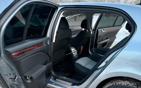 Skoda Superb III рестайлинг, 2010 год, 700 000 рублей, 12 фотография