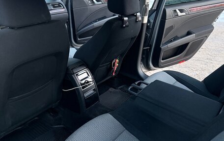 Skoda Superb III рестайлинг, 2010 год, 700 000 рублей, 13 фотография