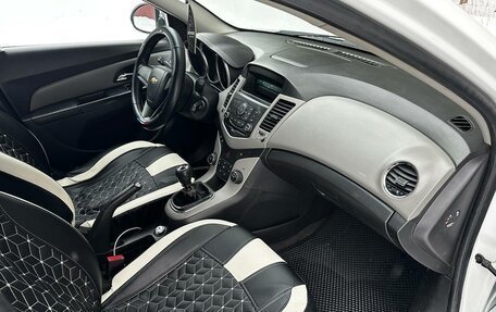 Chevrolet Cruze II, 2012 год, 650 000 рублей, 10 фотография