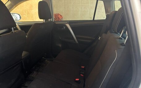 Toyota RAV4, 2018 год, 2 500 000 рублей, 2 фотография