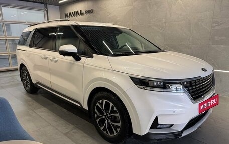 KIA Carnival, 2021 год, 4 900 000 рублей, 3 фотография